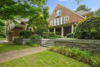 Photo of 2 Candleberry Ln Weston, MA 02493