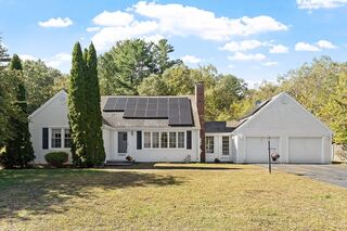 Photo of 2 Spring Ln Hopkinton, MA 01748