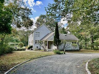 Photo of 99 Tower Rd Lincoln, MA 01773