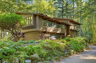 Photo of 59 Fern Ln Carlisle, MA 01741