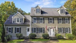 Photo of 170 E Richardson Rd Dracut, MA 01826