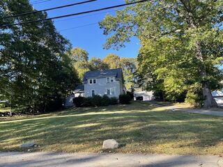 Photo of 63 Greenwood Lane Waltham, MA 02451