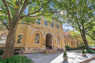 Photo of 60 Glen Rd Brookline, MA 02445