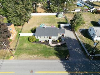 Photo of 1042 Chandler St Tewksbury, MA 01876