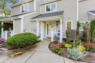 Photo of real estate for sale located at 4 Westcliff Dr. Plymouth, MA 02360