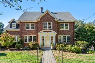 Photo of 27 Chesterfield Rd Newton, MA 02465