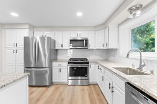 Photo of 7 Hibernia Ln Salem, MA 01970