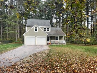 Photo of 45 Winterberry Way Bedford, MA 01730