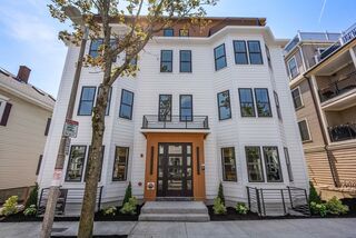 Photo of 527 East 7th Street Boston - South Boston, MA 02127