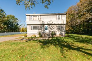 Photo of 10 Tucker St Pepperell, MA 01463