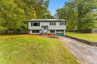 Photo of 10 Dean St Freetown, MA 02702