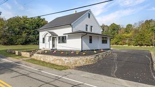 Photo of real estate for sale located at 741 Old Fall River Rd Dartmouth, MA 02747