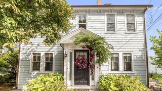Photo of 346 Merrimac St Newburyport, MA 01950