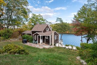 Photo of 95 Crockett Rd Upton, MA 01568