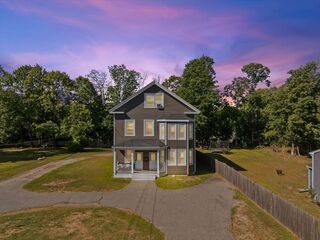 Photo of 484-486 Main St Bridgewater, MA 02324