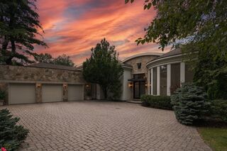 Photo of real estate for sale located at 99 Baldpate Hill Road Newton, MA 02459