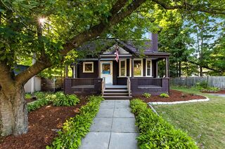 Photo of 42-44 Judkins St Newtonville, MA 02460