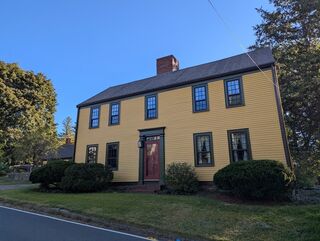 Photo of 46 Locust St Merrimac, MA 01860