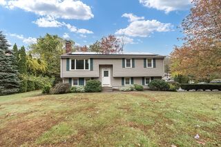 Photo of 37 Sutton Rd Millbury, MA 01527