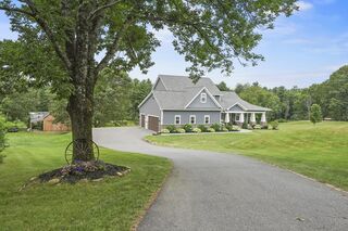 Photo of 112 Nourse Rd Bolton, MA 01740