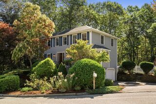 Photo of 4 Beechwood Dr South Walpole, MA 02071