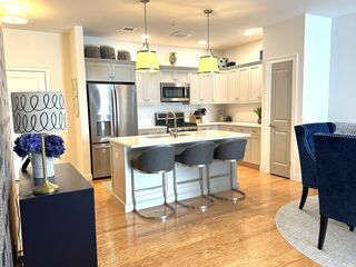 Photo of 1 Revolution Way Canton, MA 02021