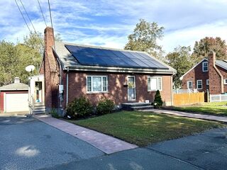 Photo of 68 Sutcliffe Rd Lynn, MA 01904