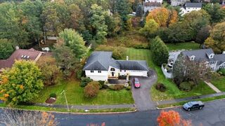 Photo of 98 Lilah Ln Reading, MA 01867