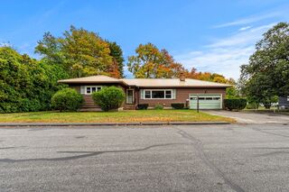 Photo of 383 Hovey St Lowell, MA 01852