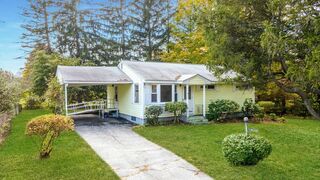 Photo of 290 Sterling St Lancaster, MA 01523