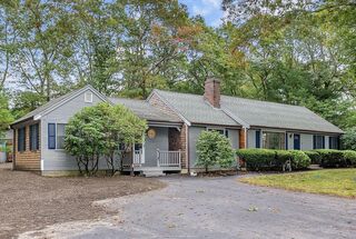 Photo of 6 Black Oak Rd Marstons Mills, MA 02648