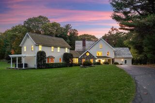 Photo of 267 Dedham St Dover, MA 02030