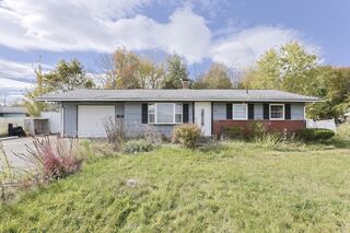 Photo of 690 N Quincy St Brockton, MA 02302