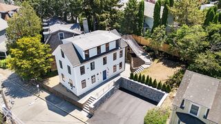 Photo of real estate for sale located at 290 Washington St Marblehead, MA 01945