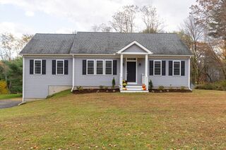 Photo of 11 Shea Rd West Brookfield, MA 01585