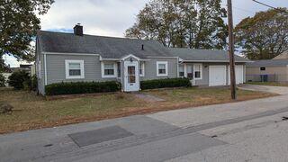 Photo of real estate for sale located at 82 Oakside Ave. Methuen, MA 01844