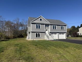 Photo of 572 Wheelwright Rd Barre, MA 01005