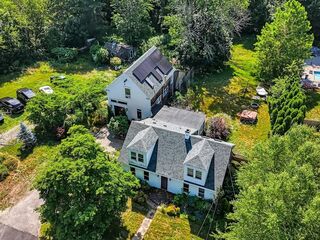 Photo of 418 E Washington St Hanson, MA 02341