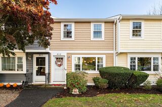 Photo of 2 Lydon Ln Halifax, MA 02338