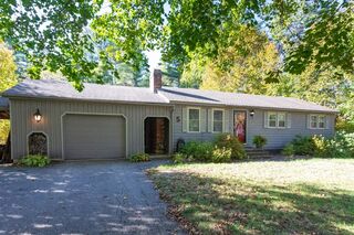 Photo of 5 Chestnut Dr Townsend, MA 01469