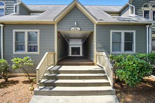 Photo of 8 Devlin Circle Blackstone, MA 01504