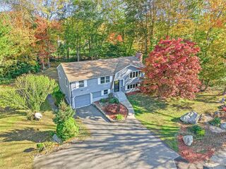 Photo of 10 Hamman Circle Avon, MA 02322