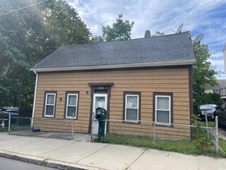 Photo of 3216 N Main St Fall River, MA 02720