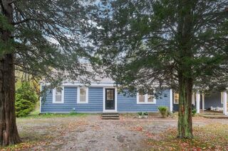 Photo of 1 Rounseville Rd Rochester, MA 02770
