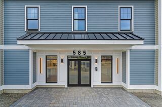 Photo of 585 Washington St Quincy, MA 02169