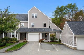 Photo of 50 Hill Cir Burlington, MA 01803