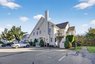 Photo of 505 Hampton Way Abington, MA 02351