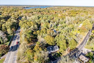 Photo of 4 Pond Rd Orleans, MA 02653