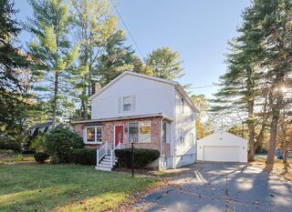 Photo of 587 Common St Walpole, MA 02081