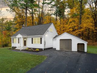 Photo of 278 Central St Georgetown, MA 01833